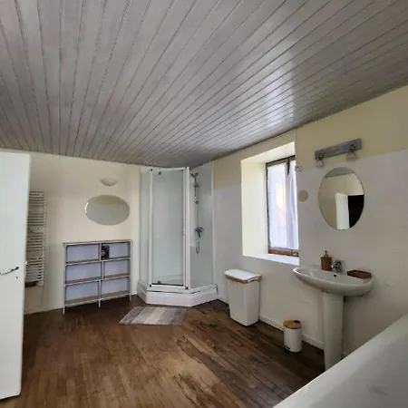 L'ecrin Atypique De : Confort Pour 8 Maison d'hôtes Carlux