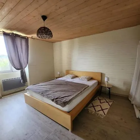L'écrin Atypique De : Confort Pour 8 Maison d'hôtes Carlux